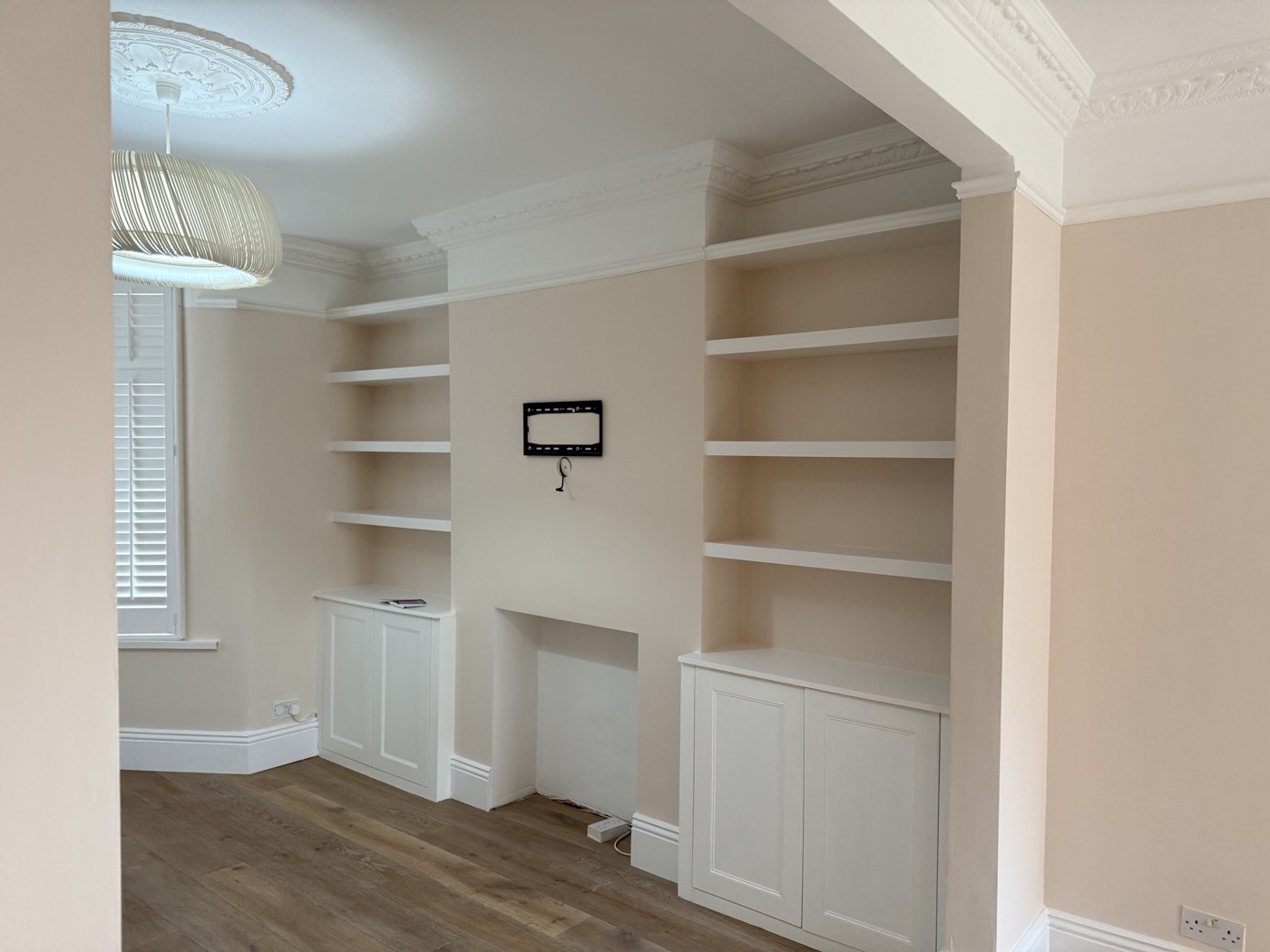Painting and decorating Stratford